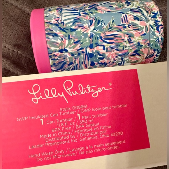 Lilly Pulitzer Cabana Cocktail can cooler - Picture 2 of 6